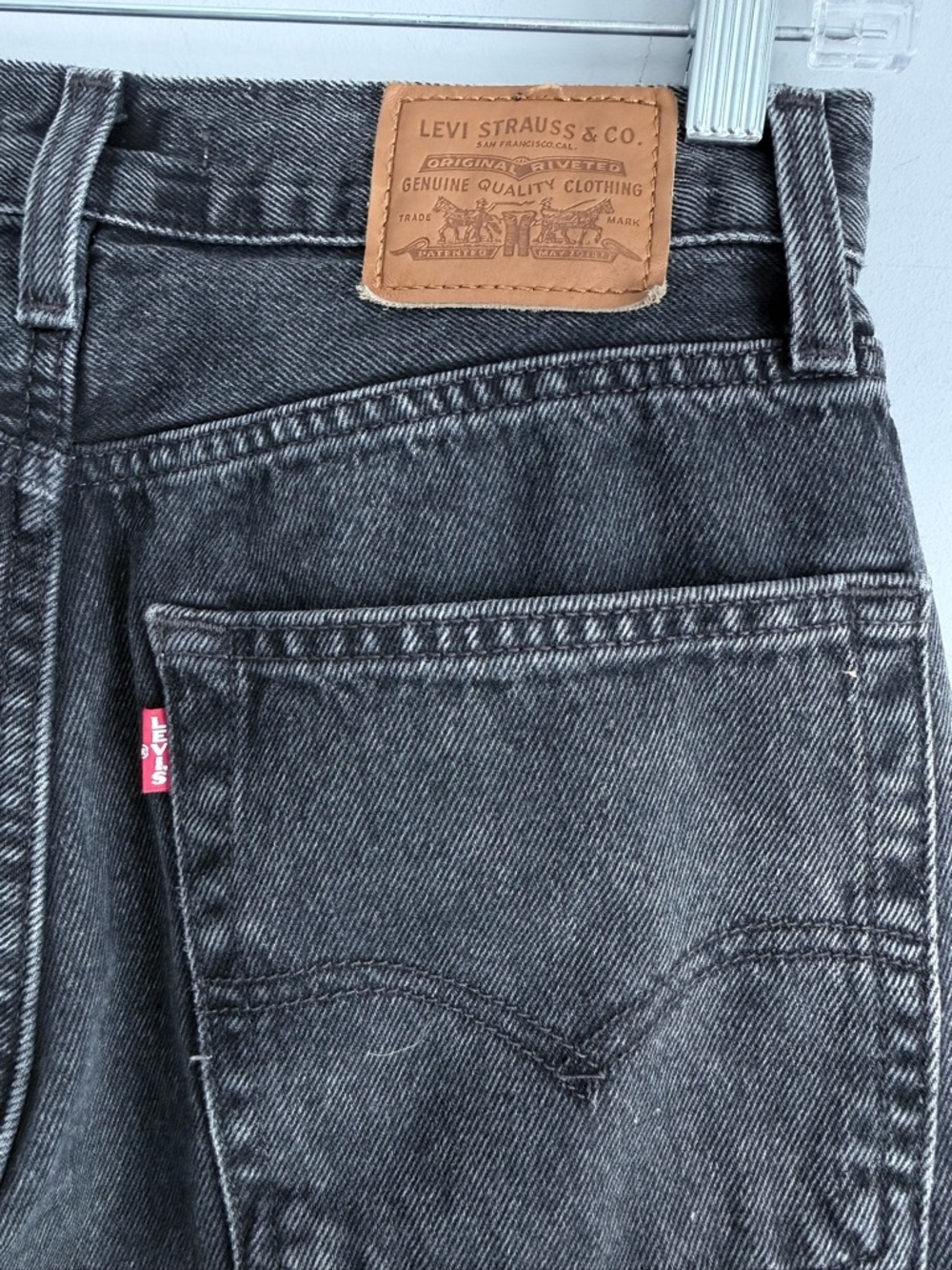 Levi's Premium BAGGY DAD WOMEN'S JEANS Size 26 Boot Barn Washed Black Gray - Picture 10 of 16